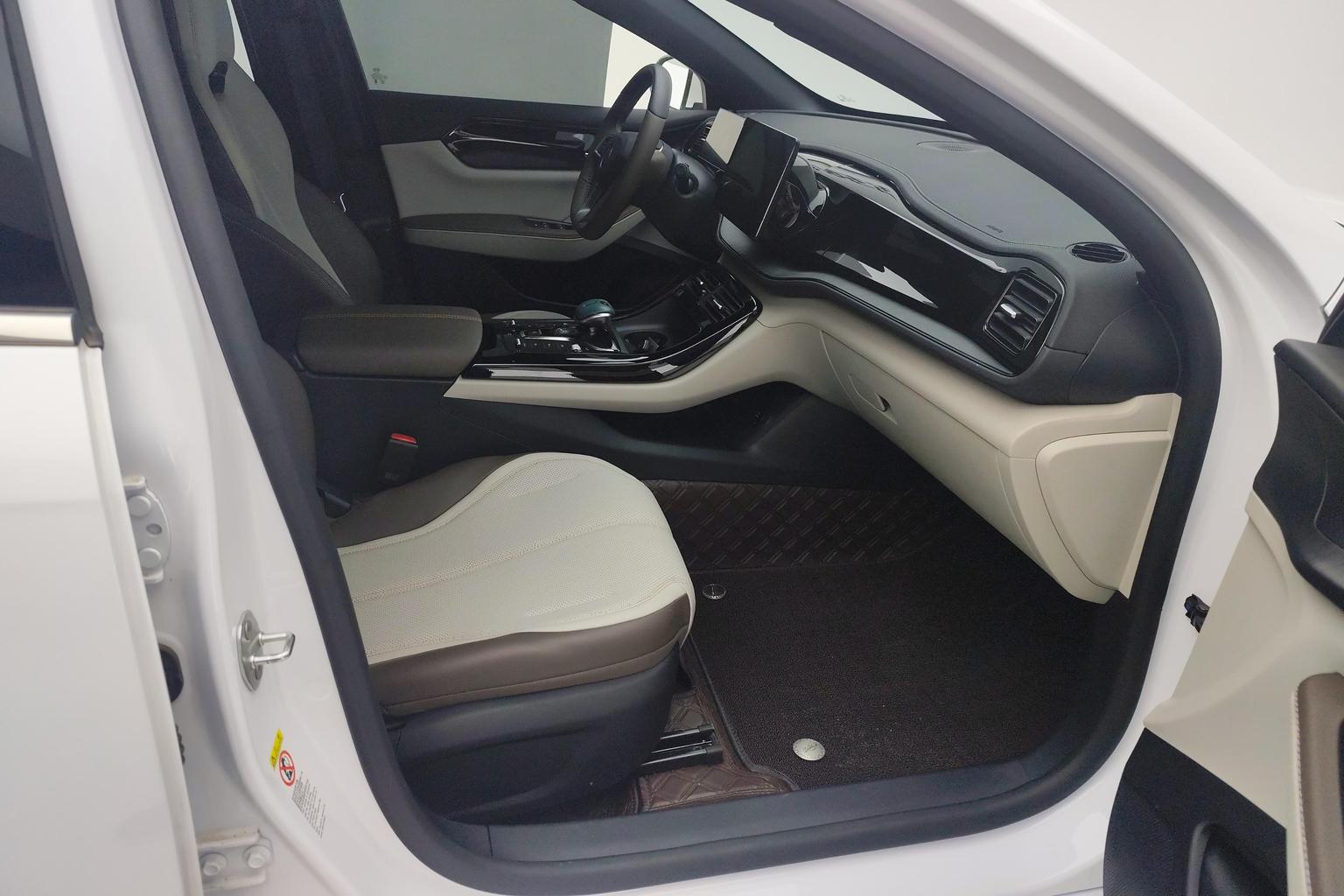 BYD Qin Plus DM-i PLUS DM 2024 DM-i 55KM Lead