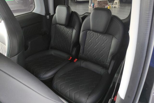 Baojun KiWi EV 2023 — фото 16