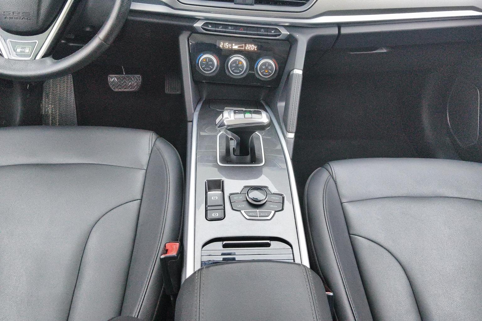 Haval H6: фотография 16 из 17