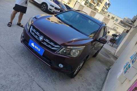 Venucia T70