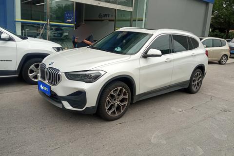 BMW X1 2022 sDrive25Li Ведущая модель