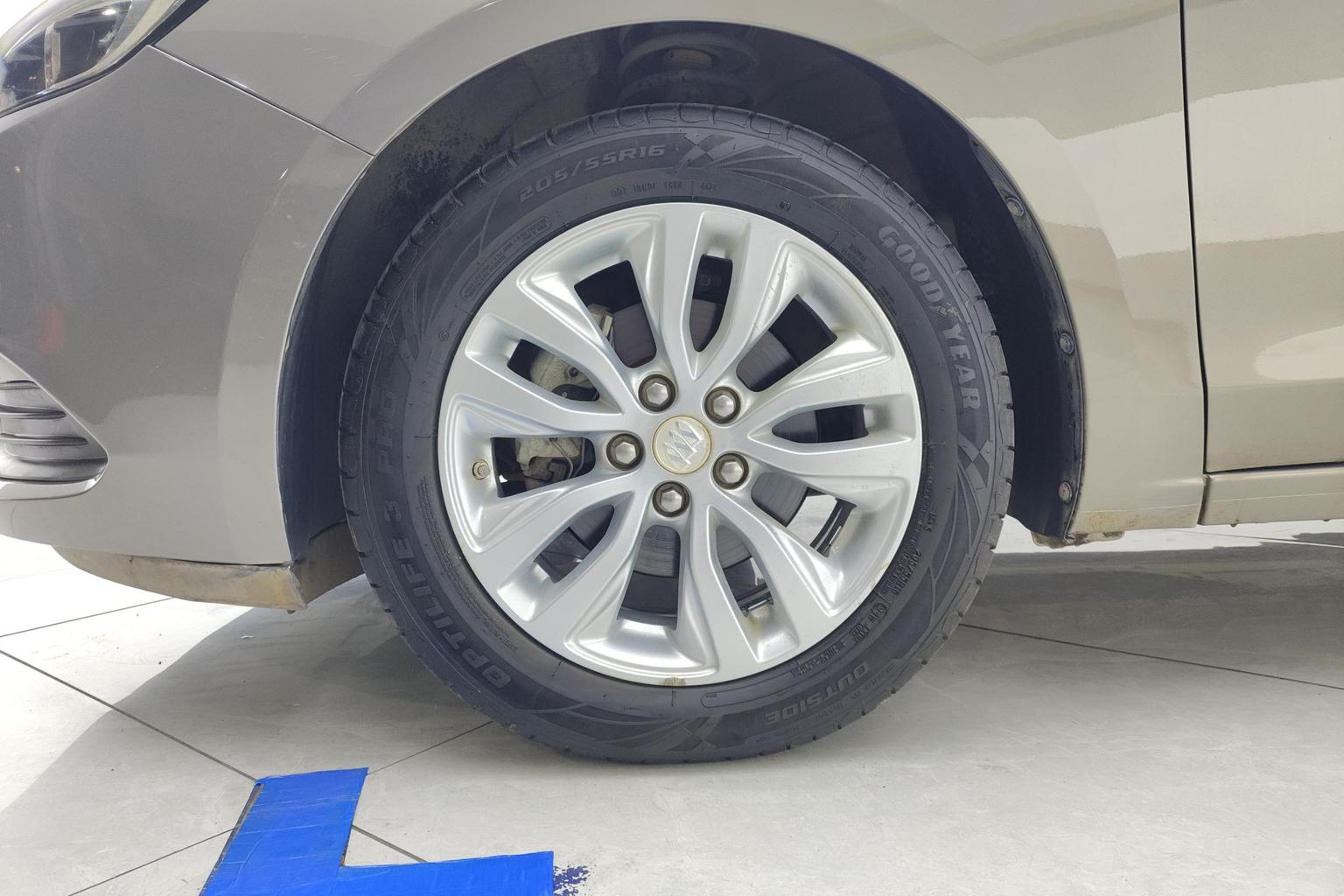 Buick Excelle 2018 15T DCT Elite V