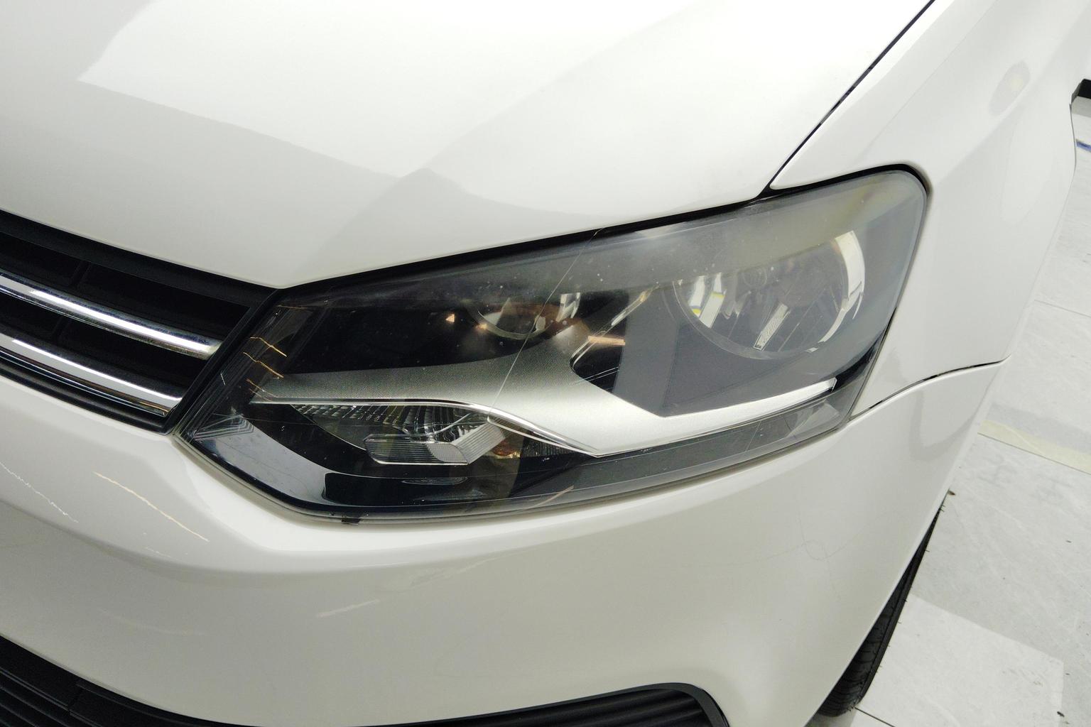 Volkswagen Polo 2016 1.4L AT