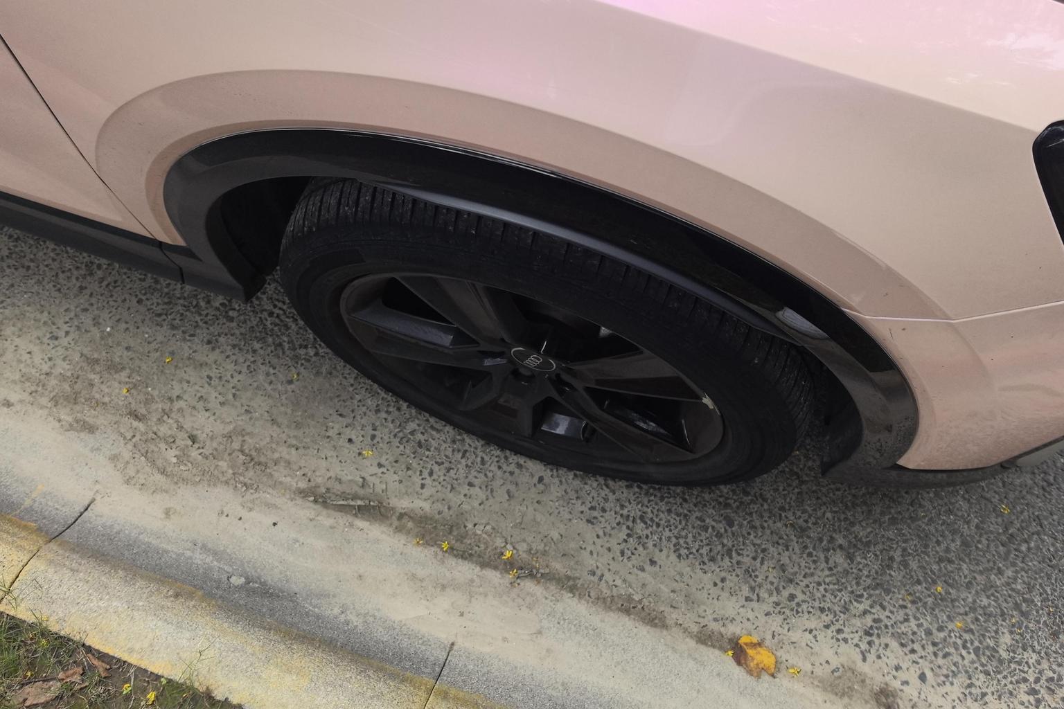 Audi Q2L 2022 35 TFSI Fashion