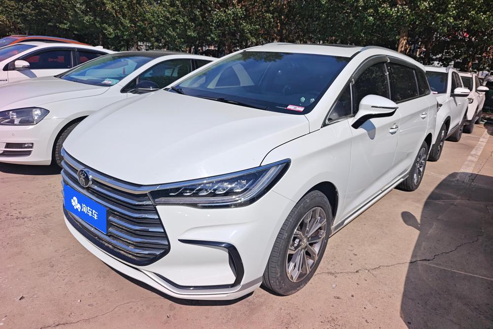 Заказать BYD Song MAX 2021 года за 1 215 508 ₽  из Китая