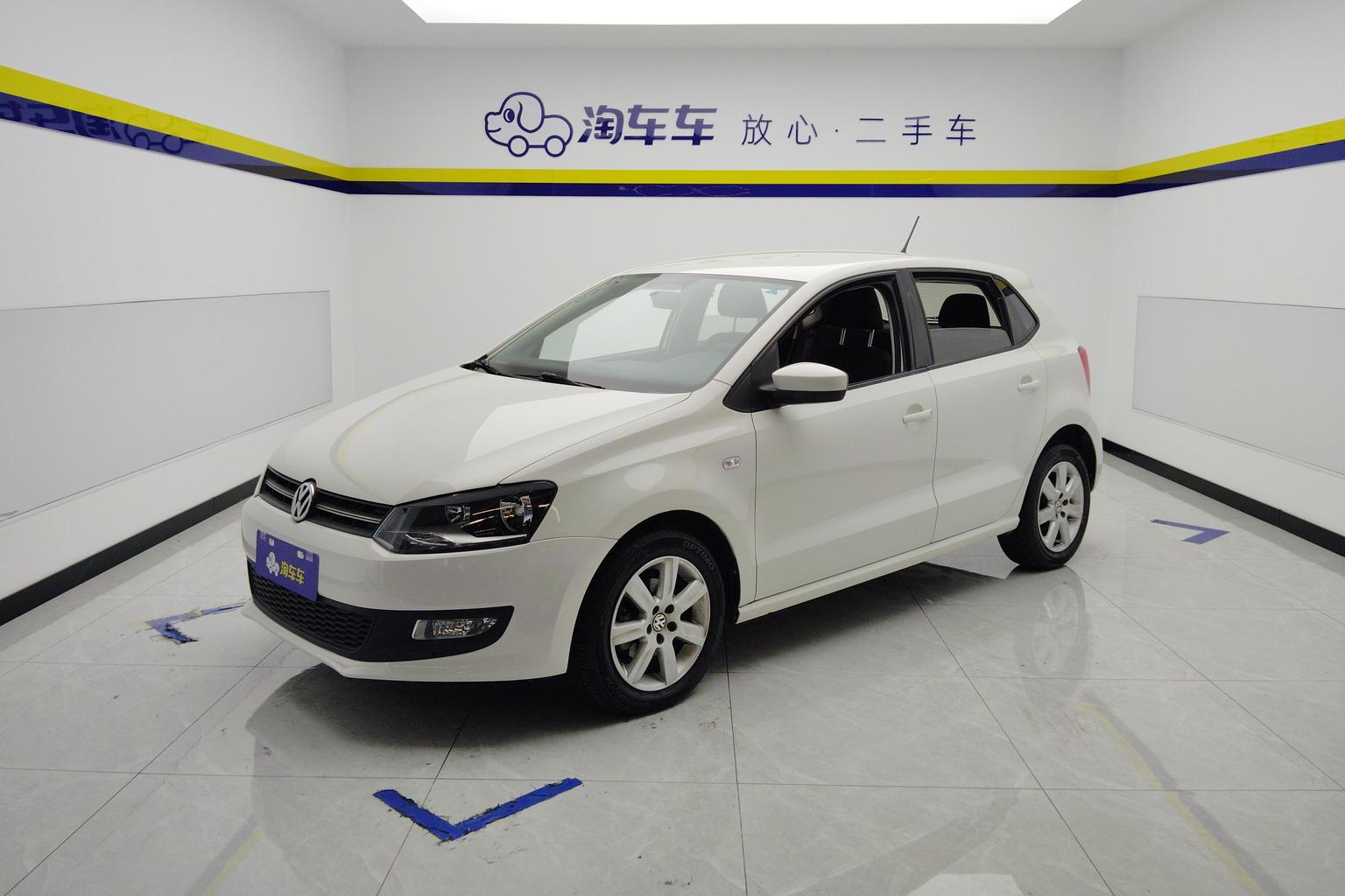 Volkswagen Polo 2013 1.6L AT Comfort