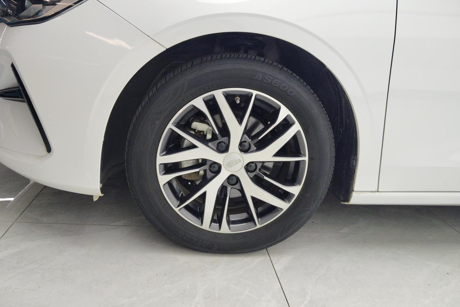 Geely Emgrand 2023 4 Champion 1.5L CVT Luxury
