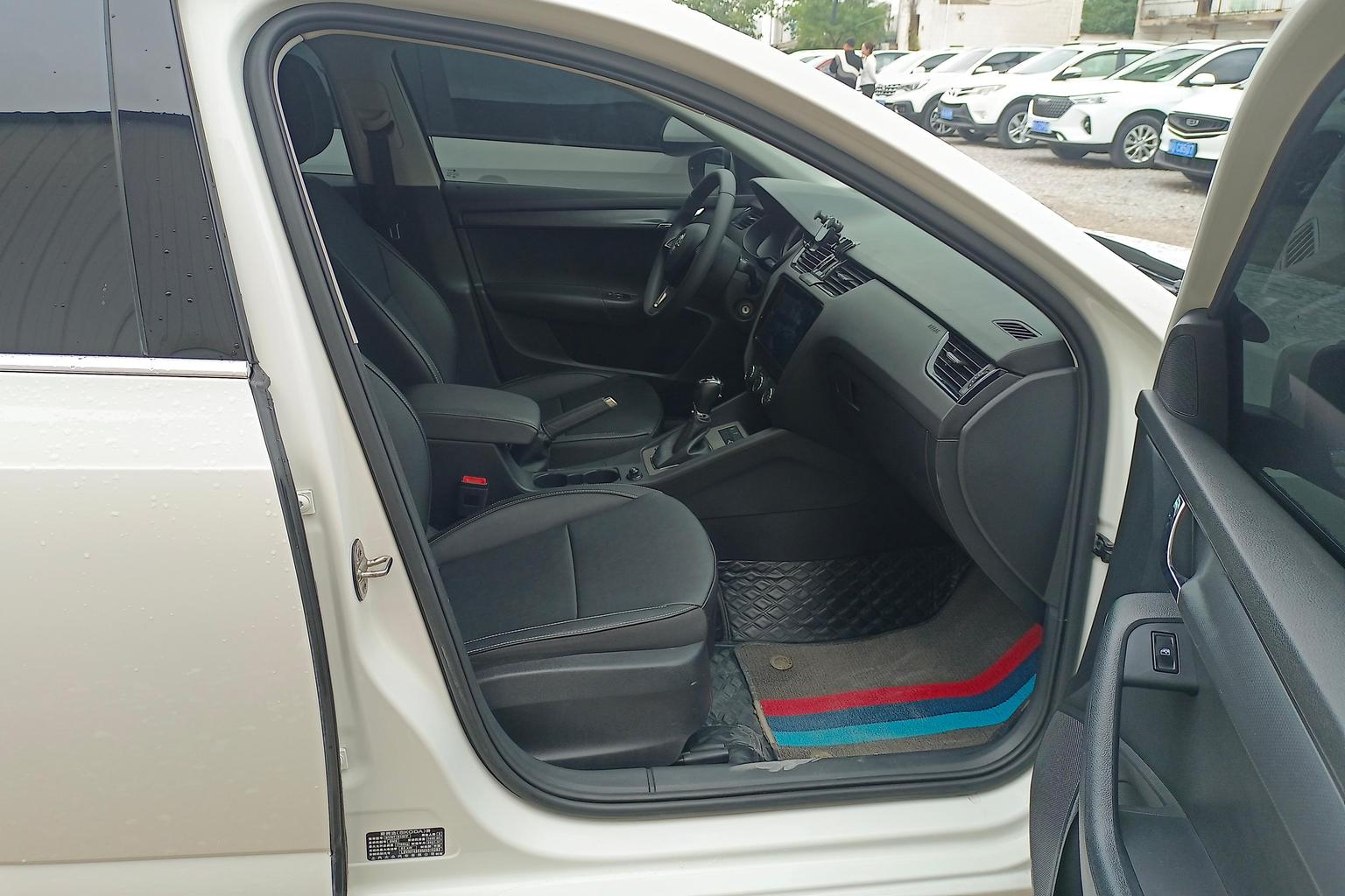 Skoda Octavia 2021 1.5L AT Comfort
