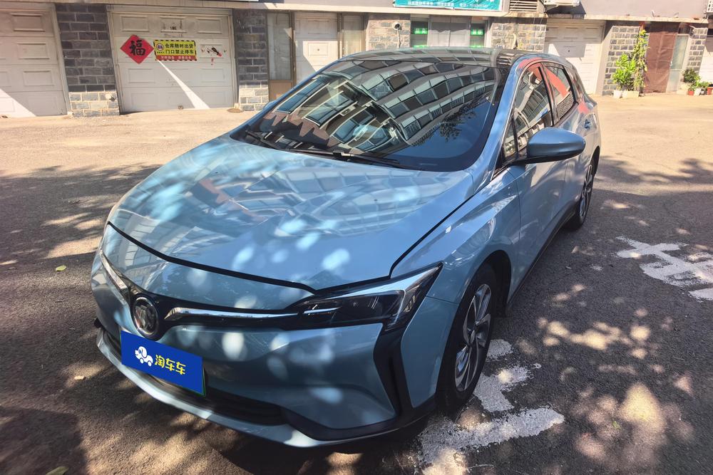 Buick Velite 6