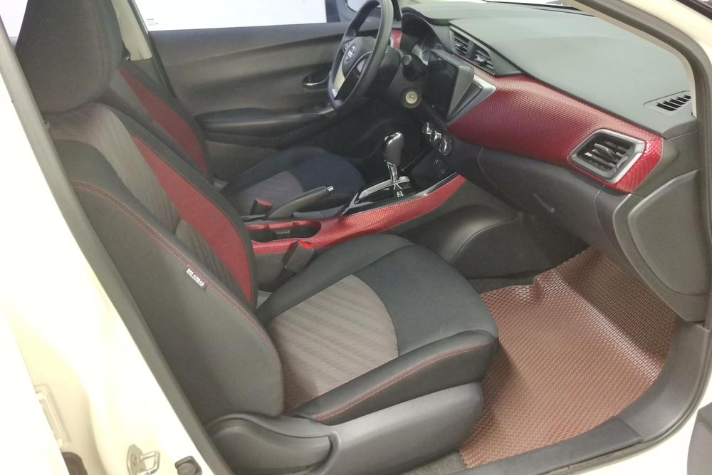 Nissan Lannia, фото 11