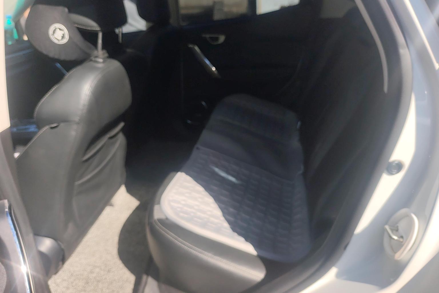 BAIC EX3 2019 R600 jin shang ban