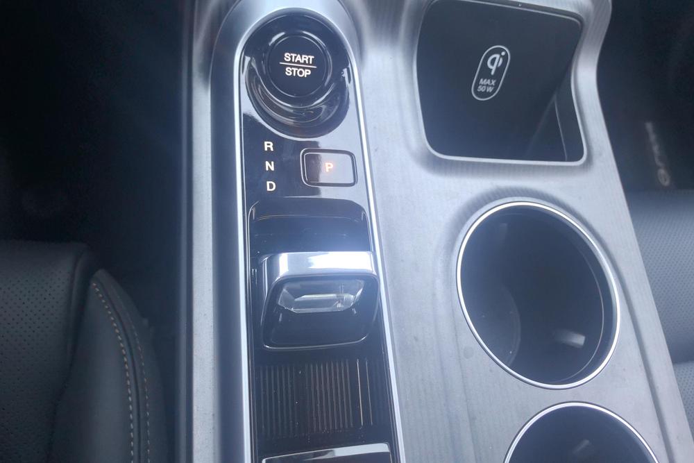 GAC Trumpchi E8 PHEV, фото 11