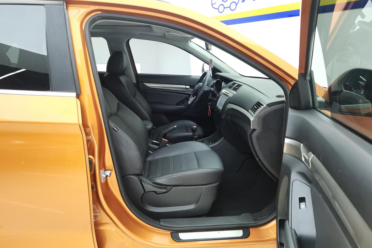BAIC shen bao X65 2015 2.0T МКПП Elite
