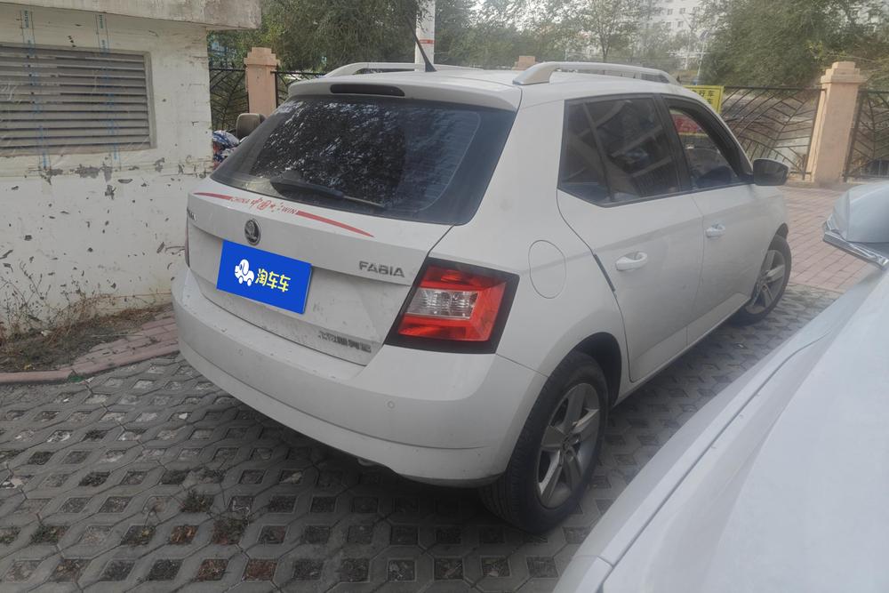 Skoda Fabia, фото 3