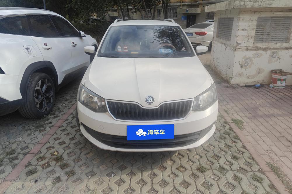 Skoda Fabia, фото 2