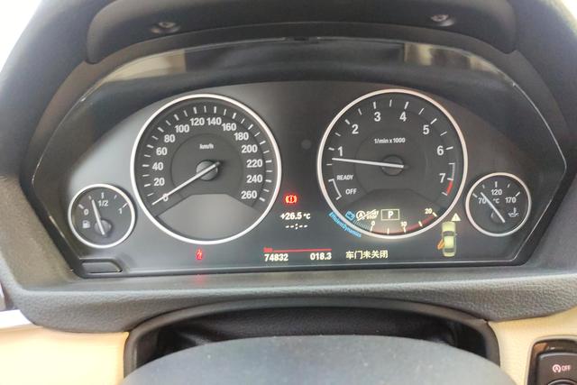 BMW 3 Series 2014 — фото 14