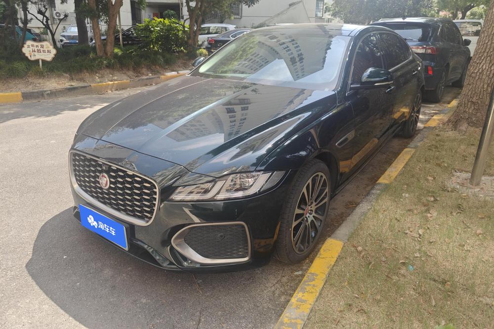Jaguar XFL