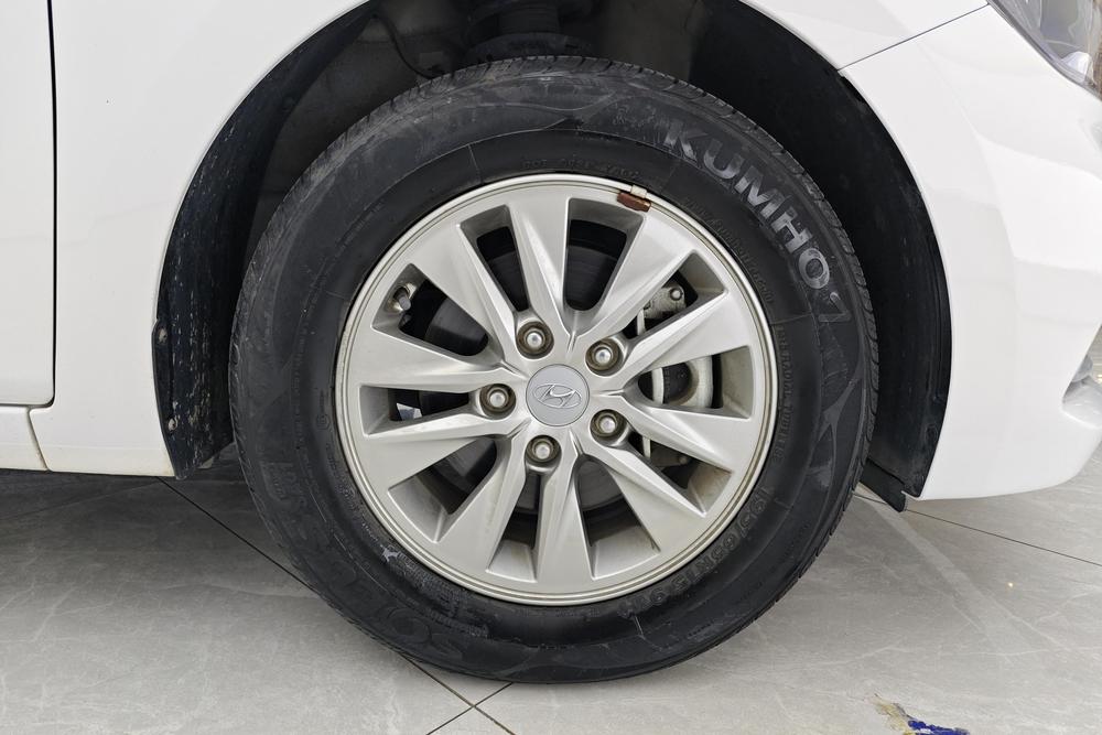 Hyundai Elantra Yuedong, фото 10