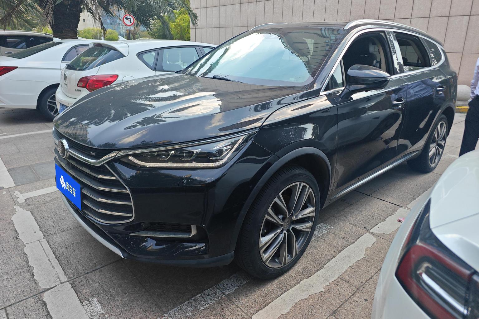 BYD Tang 2018 2.0T АКПП zhi lian zun rong xing 7 seats guo V
