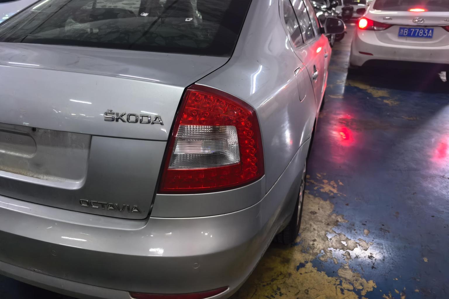 Skoda Octavia 2013 1.6L AT