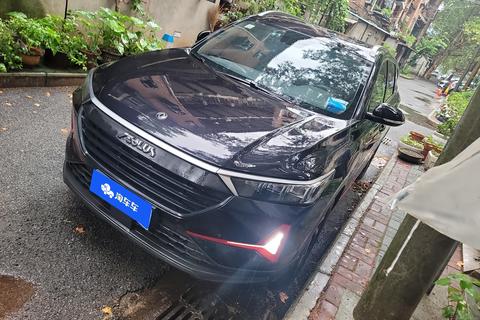 Dongfeng AX7