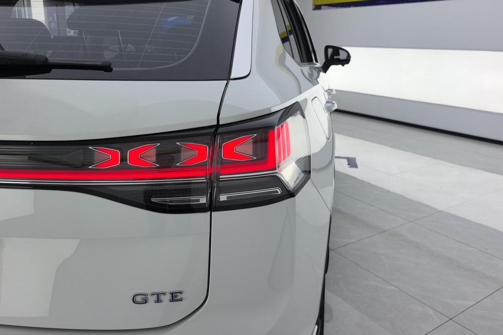 Volkswagen Tayron GTE, фото 5