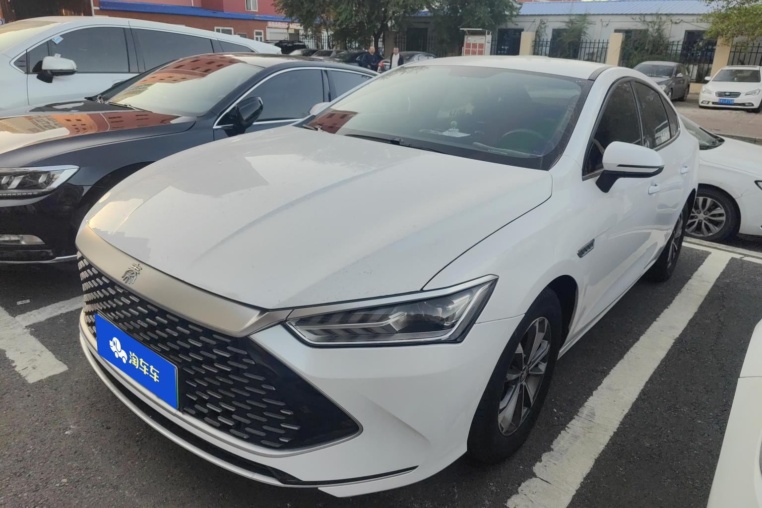 BYD Qin Plus DM 2021 DM-i 55KM Премиум