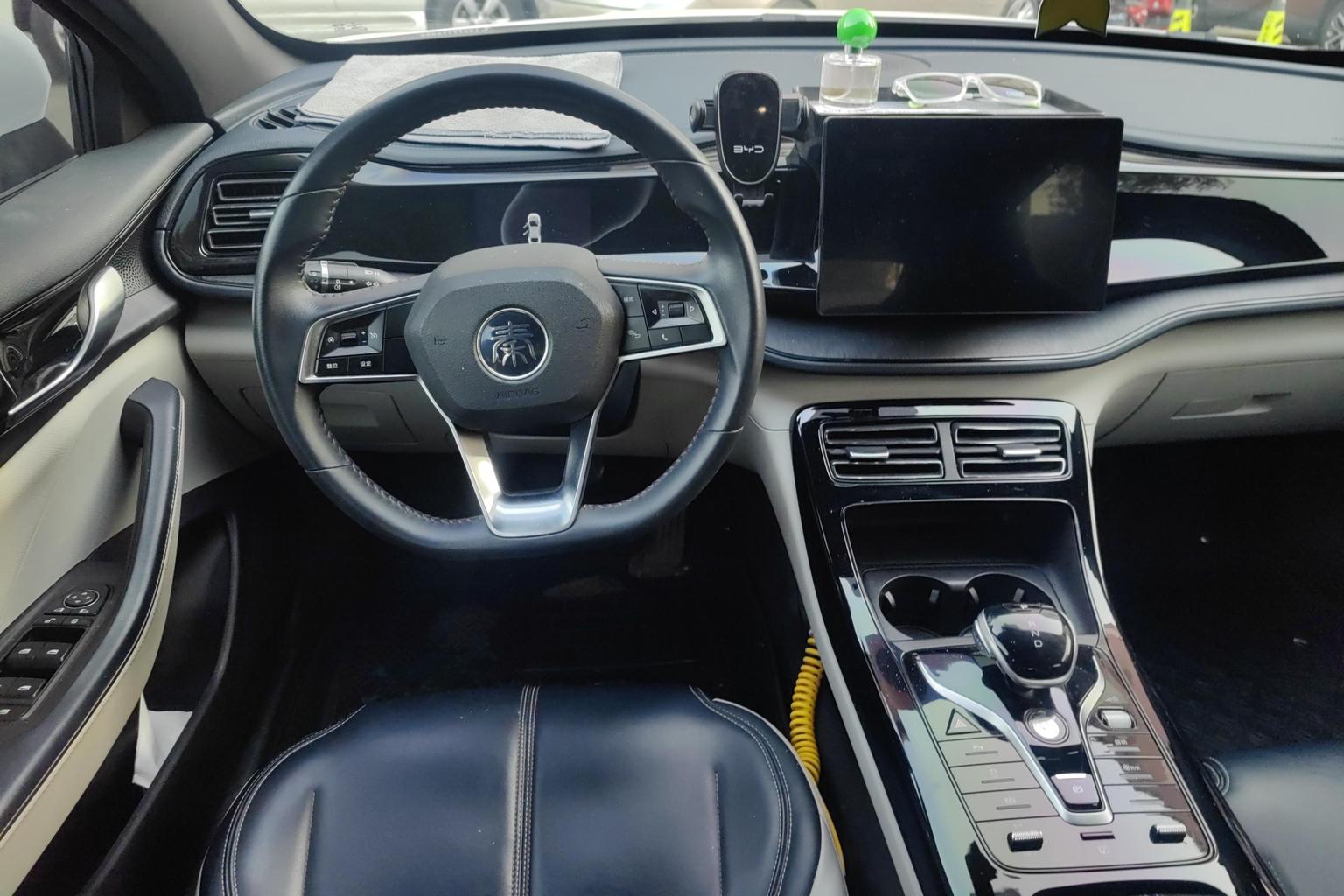 BYD Qin Plus DM 2021 DM-i 55KM Премиум