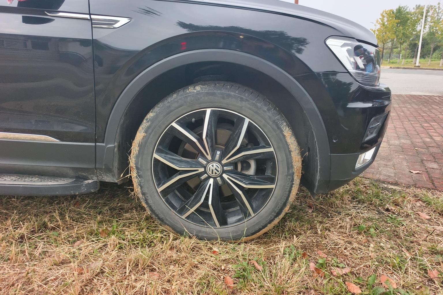 Volkswagen Tiguan L L 2019 330TSI AT Luxury VI