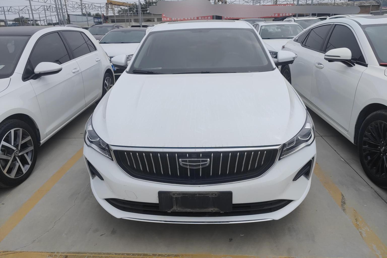 Geely Emgrand 2022 4 1.5L CVT Flagship