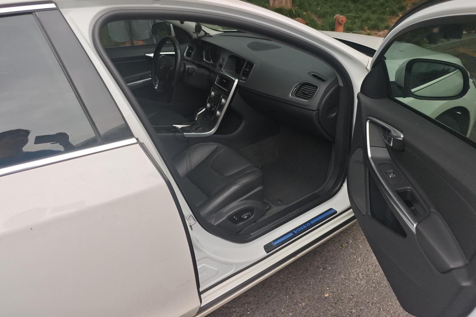 Volvo S60 2018 S60L T5
