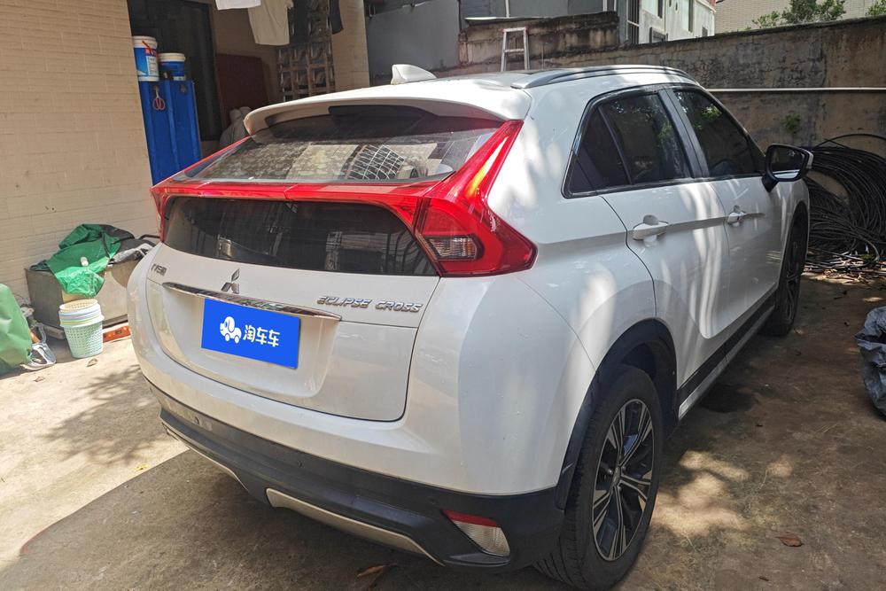 Mitsubishi Eclipse Cross, фото 3