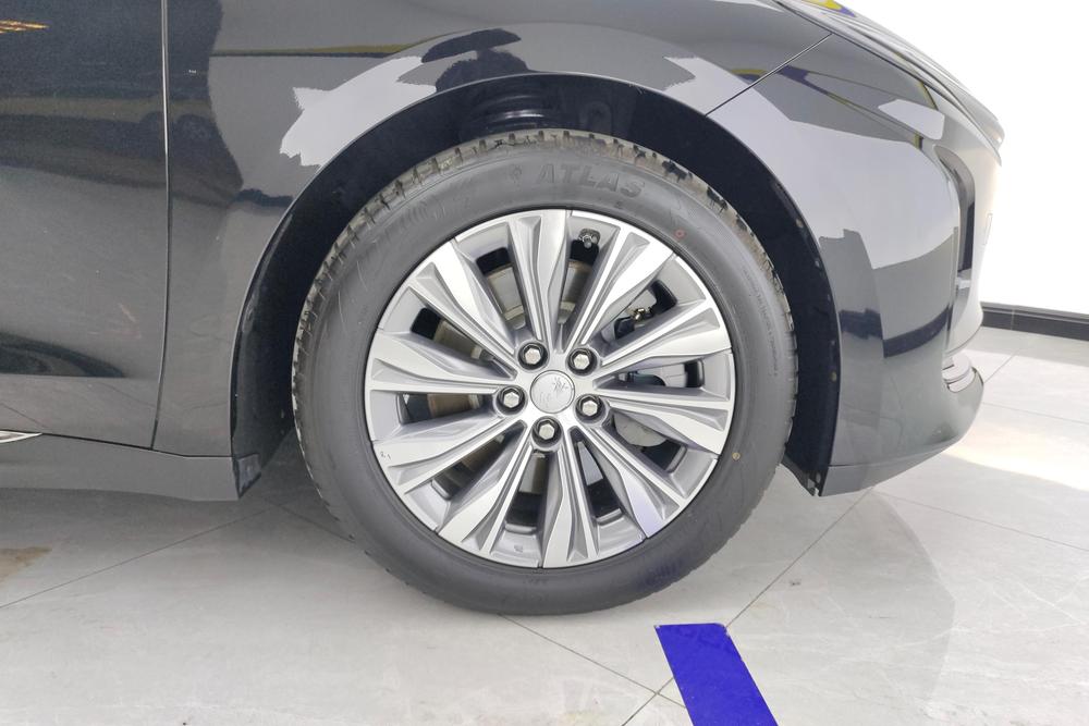 Hongqi E-QM5, фото 4