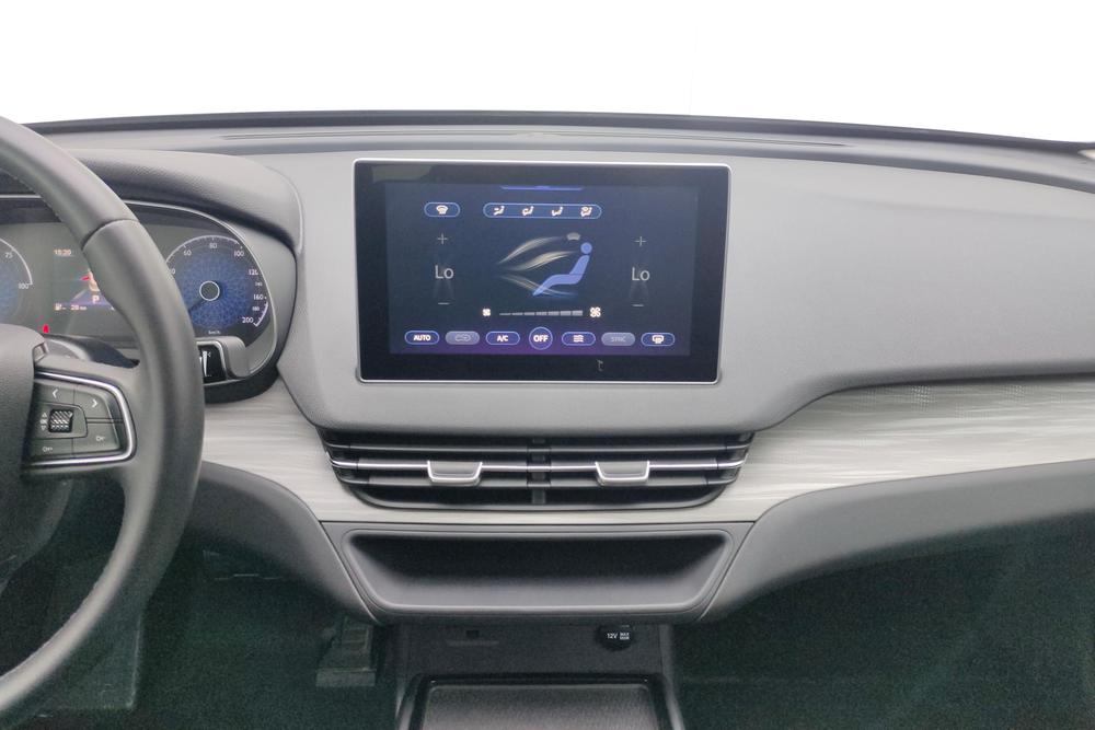 Hongqi E-QM5, фото 12