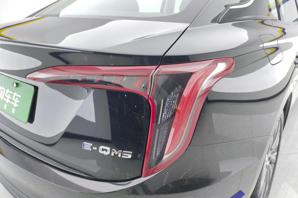 Hongqi E-QM5, фото 6