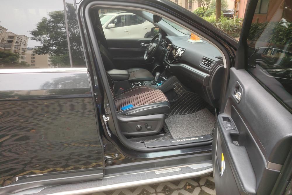 Jeep Commander, фото 12