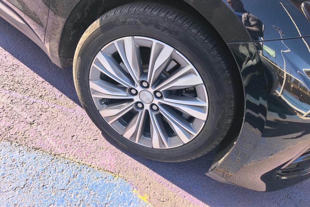 Hongqi E-QM5, фото 7