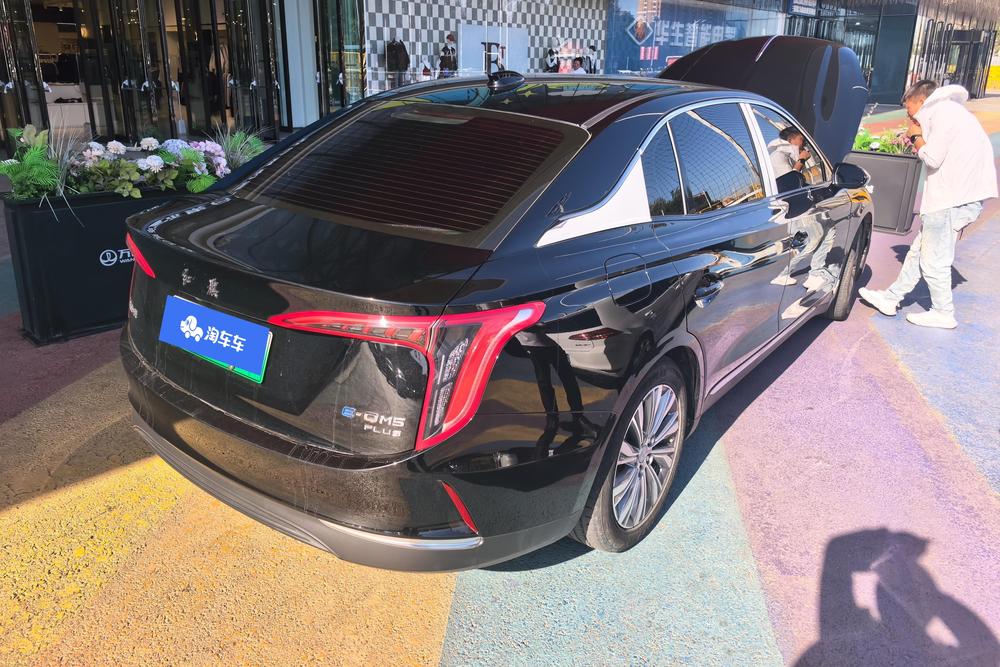 Hongqi E-QM5, фото 3