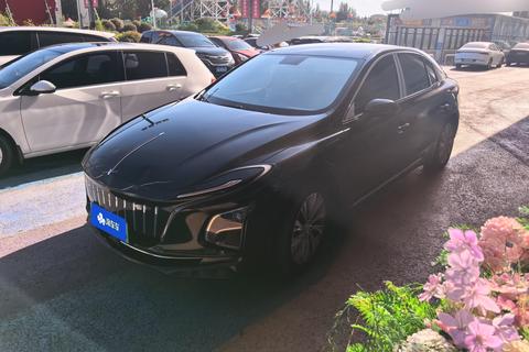 Hongqi E-QM5, 2024 год