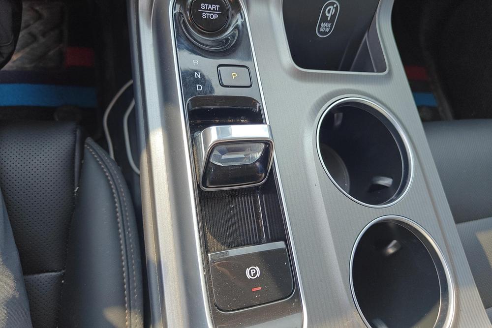 GAC Trumpchi E8, фото 15