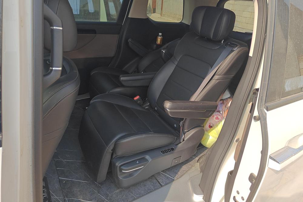 GAC Trumpchi E8, фото 17