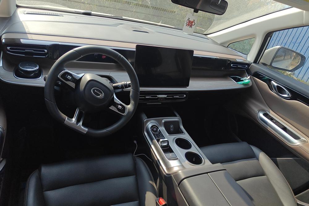 GAC Trumpchi E8, фото 13
