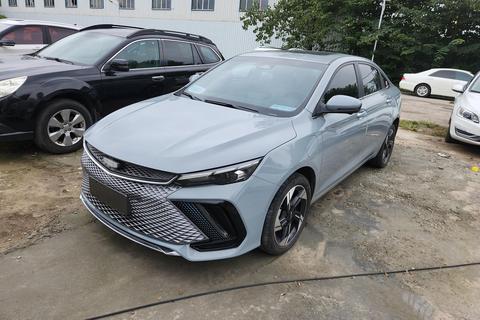 Geely Emgrand L HiP