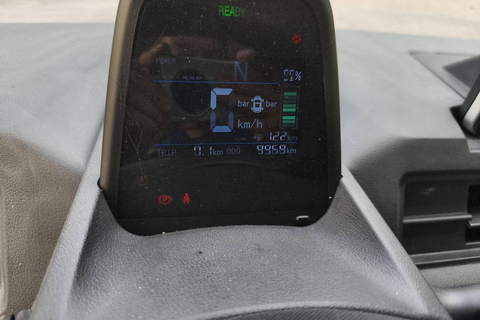 Марка уточняется bai zhi da xiong 2022 10.36kWh le xiong S biao zhun xing