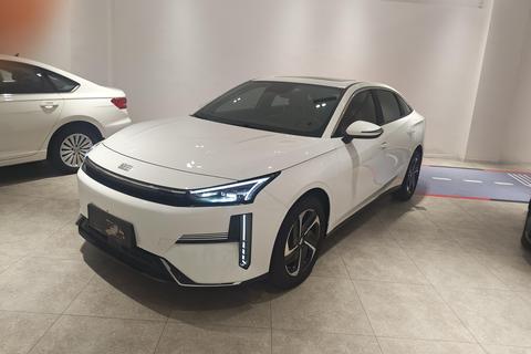 Geely Galaxy L6