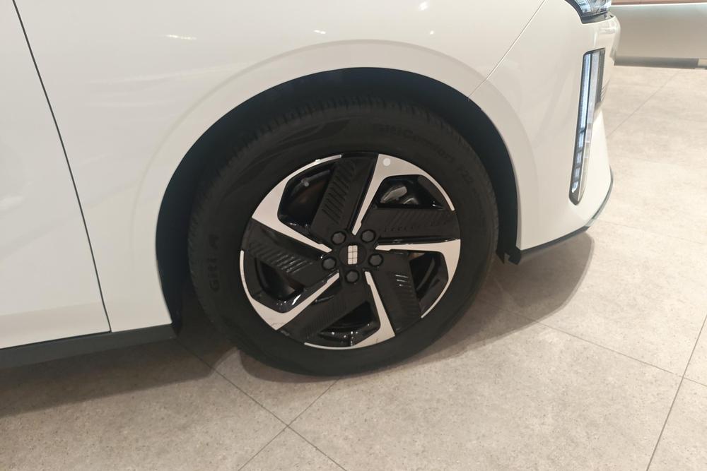 Geely Galaxy L6, фото 4