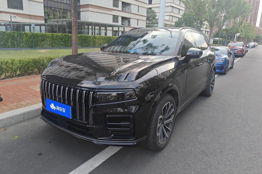 Lynk & Co 09