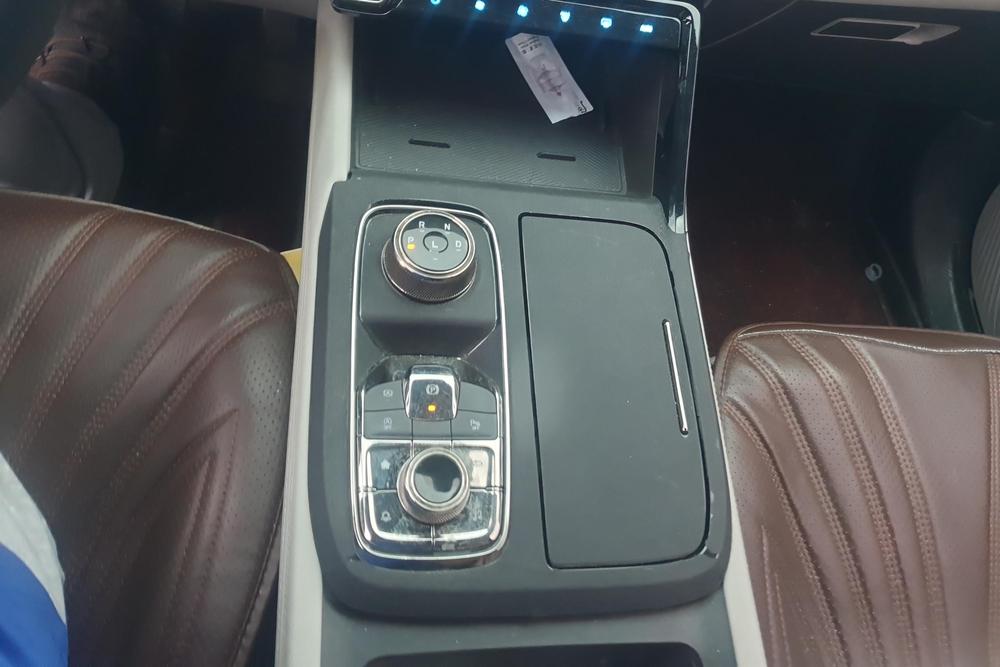 Ford Equator Sport, фото 15