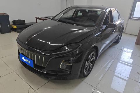 Hongqi E-QM5