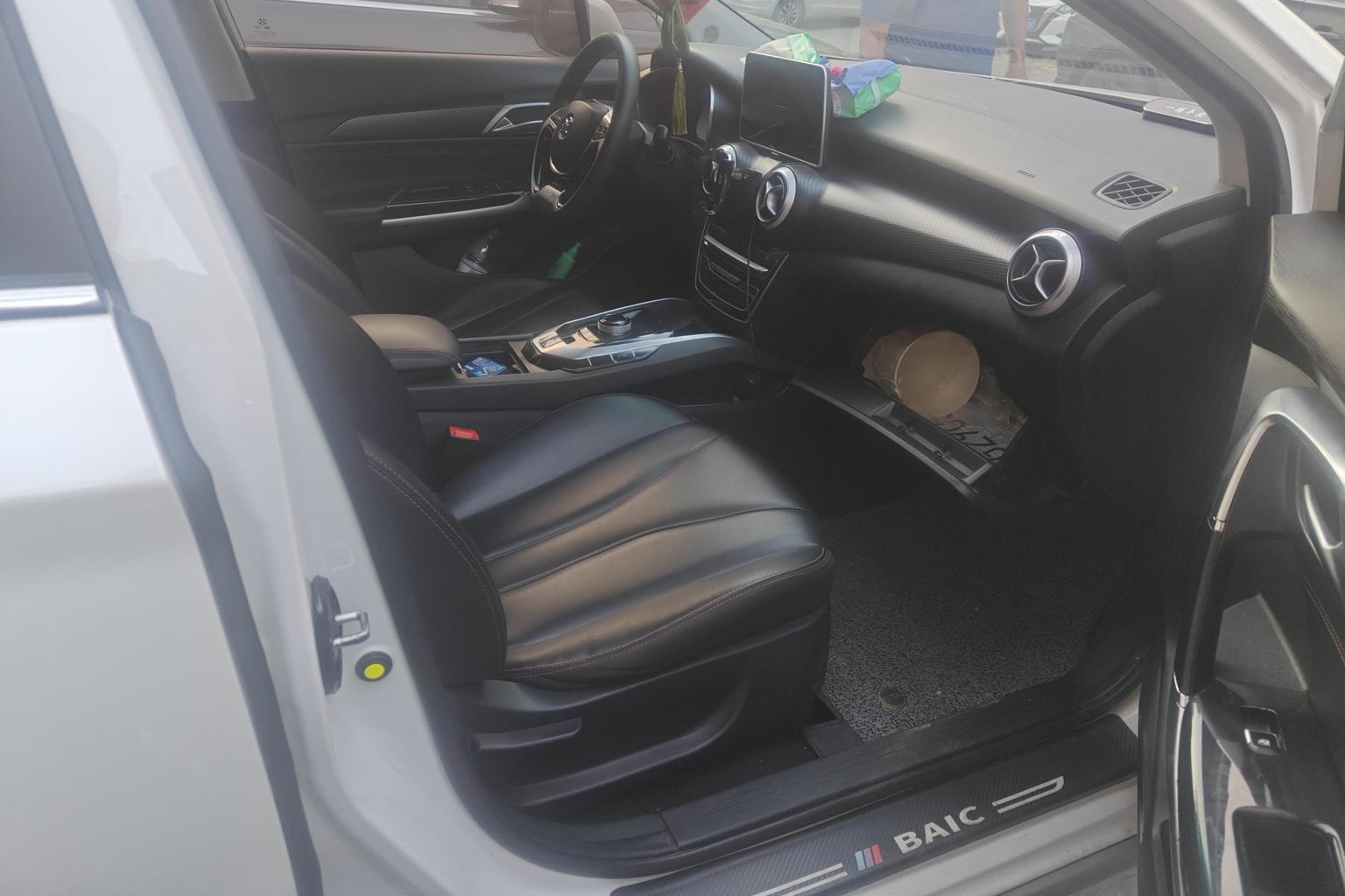 BAIC EU5 2020 R500 zhi feng ban